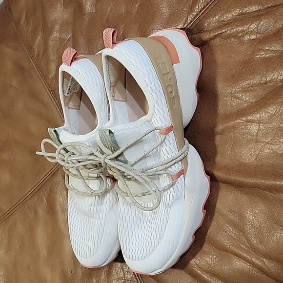 Sorel Women’s Kinetic Impact Lace Sneaker - Picture 2 of 6